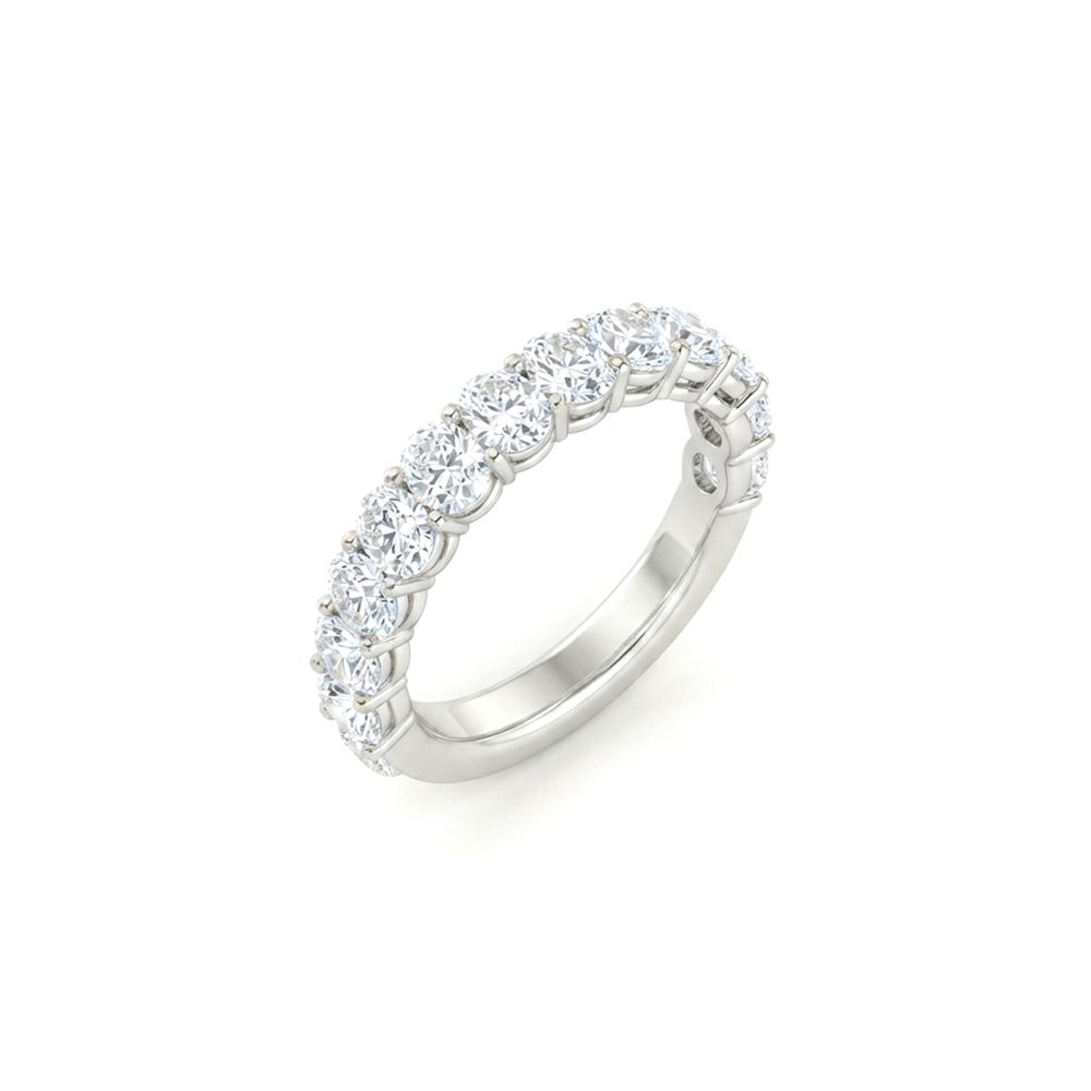 DIAMOND BAND RING